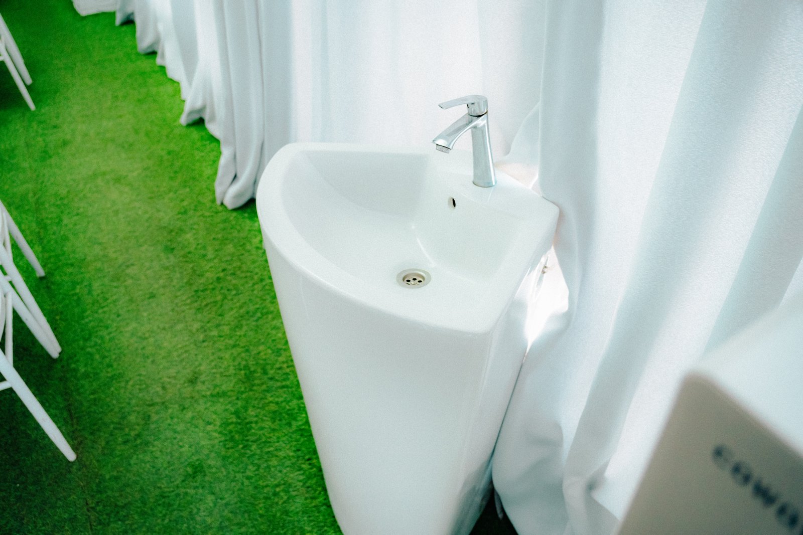 Tempat basuh tangan didalam